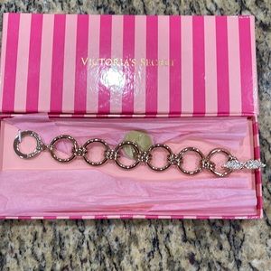 Victoria’s Secret Gold Tone Angel Wing Bracelet! New!